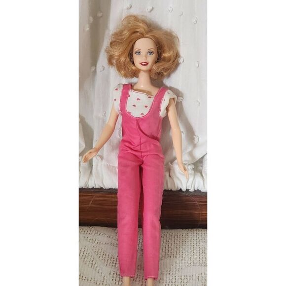 Barbie doll, 1990's with wig, stamped Mattel 1966 China, battery operated - Picture 1 of 9
